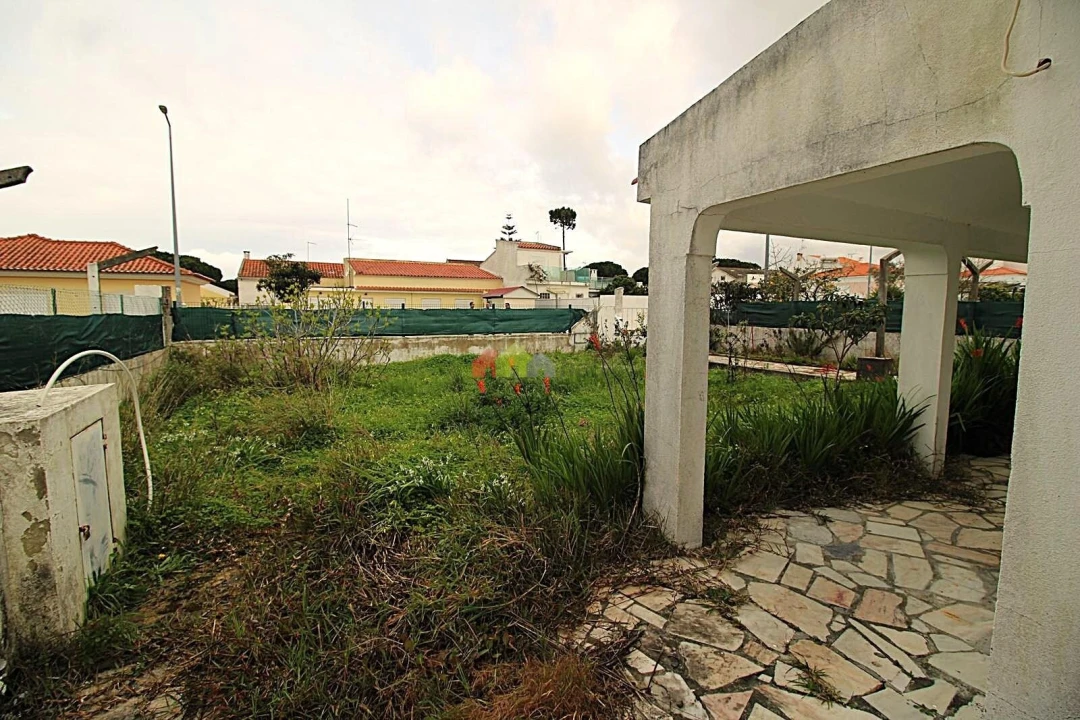 Moradia T4 para Venda em Sesimbra (Castelo) Foto 19