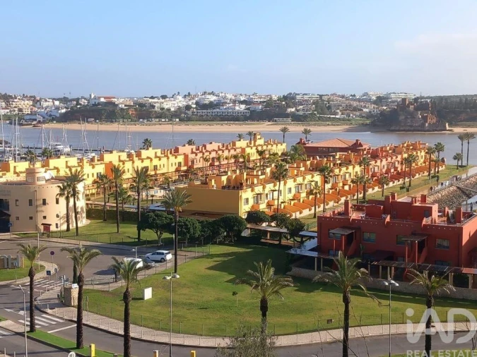 Apartamento T3 para Venda em Portimão Foto 23