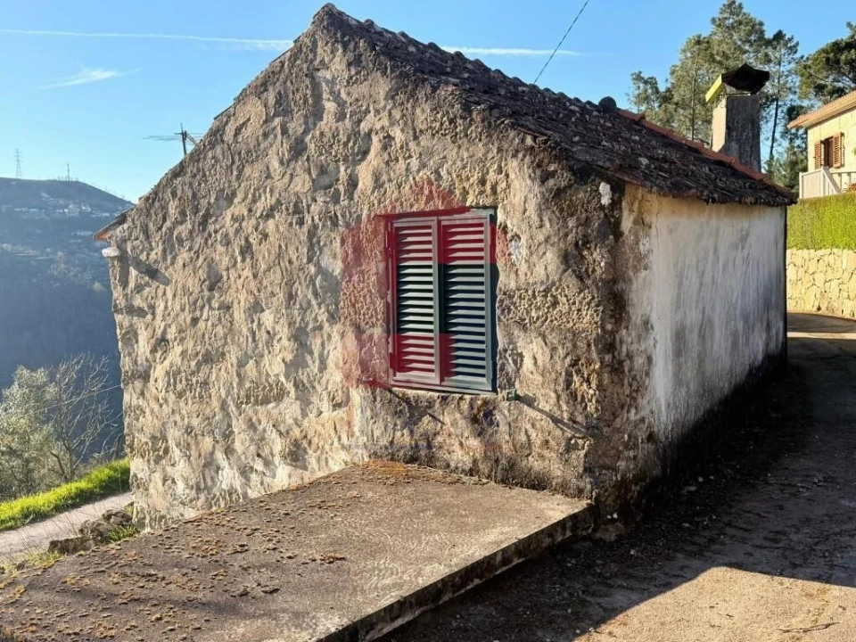 Moradia para Venda em Freigil e Miomães Foto 7