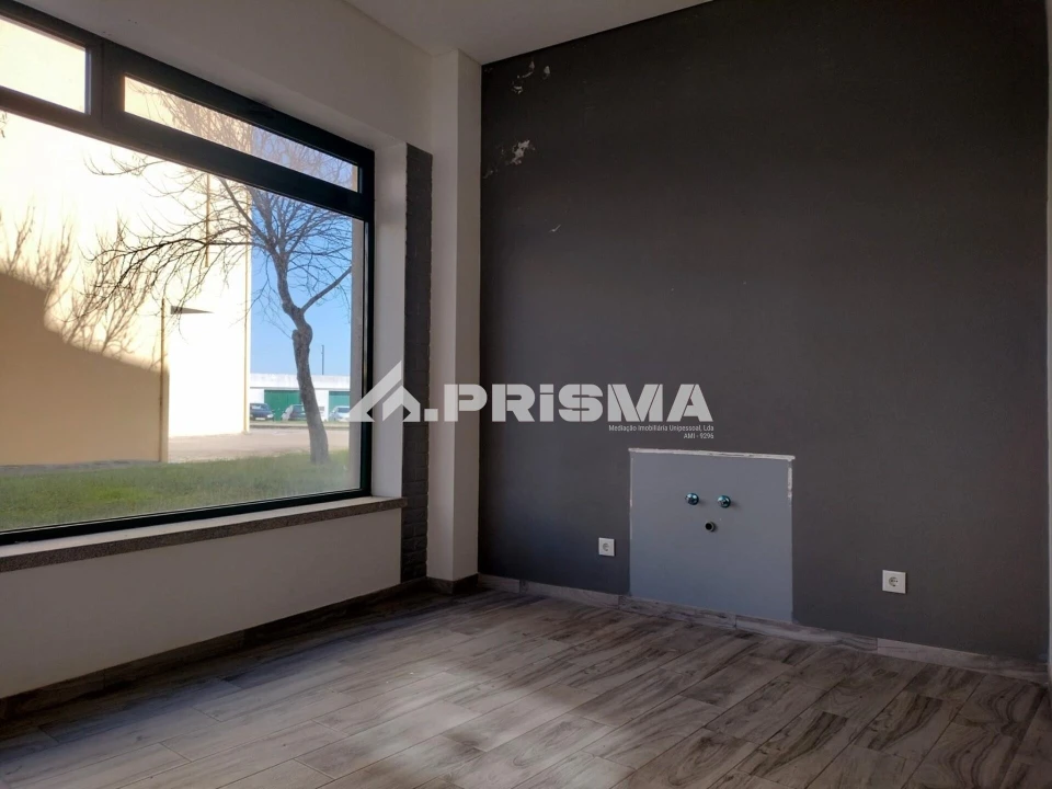 Loja para Arrendamento em Castelo Branco Foto 3