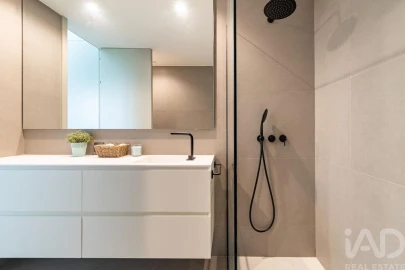 Apartamento T1 para Venda em São Mamede de Infesta e Senhora da Hora