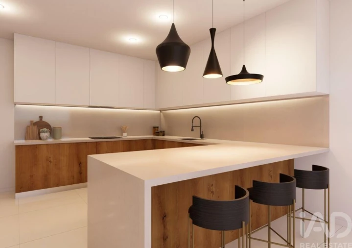 Moradia T3 para Venda em Fregim Foto 2