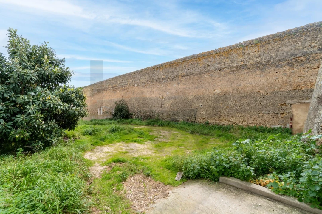 Moradia T4 para Venda em Lagos (São Sebastião e Santa Maria) Foto 37