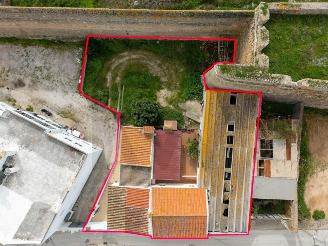 Moradia T4 para Venda em Lagos (São Sebastião e Santa Maria) Foto 5