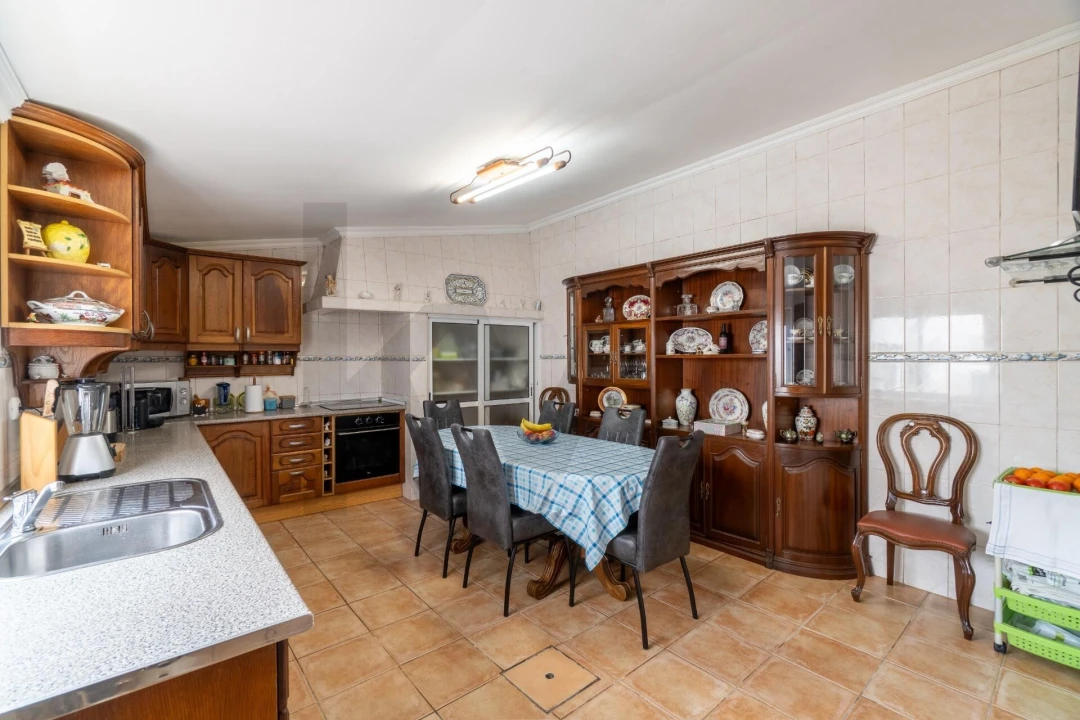 Moradia T4 para Venda em Lagos (São Sebastião e Santa Maria) Foto 7