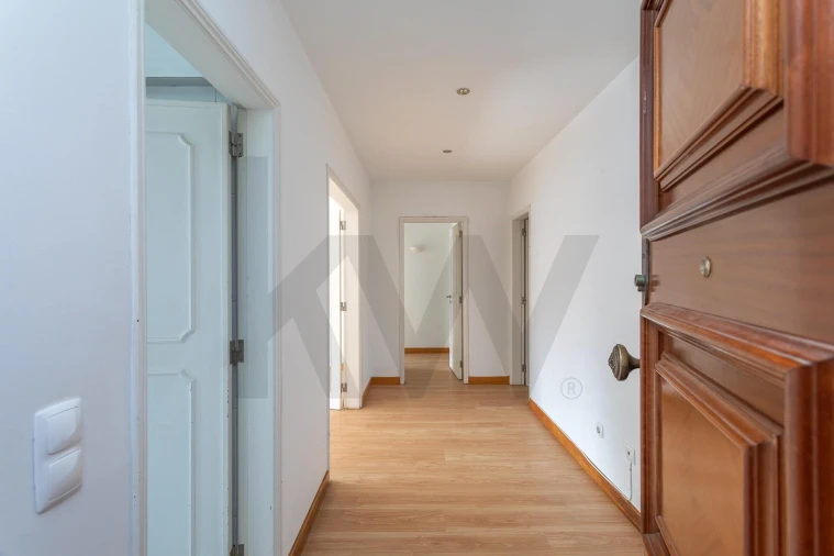 Apartamento T3 para Arrendamento em Cascais e Estoril Foto 2