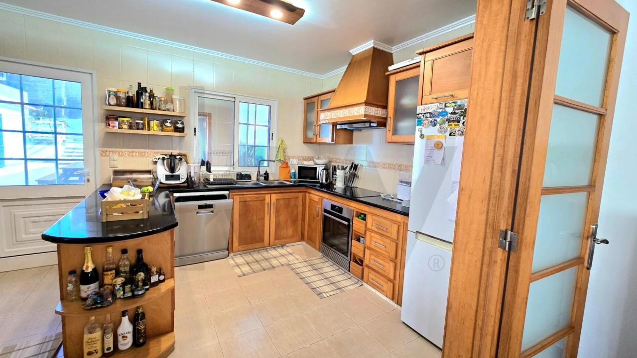 Moradia T4 para Venda em Ribeira Grande (Conceição) Foto 11