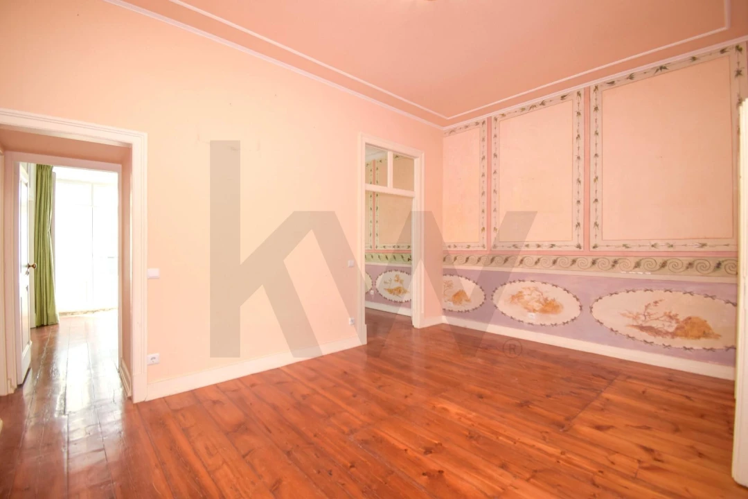 Apartamento T5 para Venda em Misericórdia Foto 7