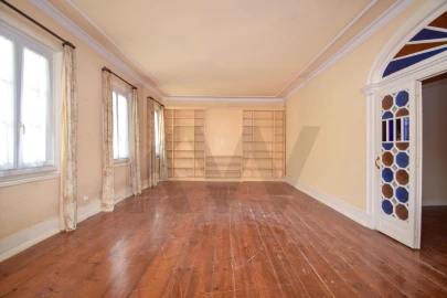 Apartamento T5 para Venda em Misericórdia