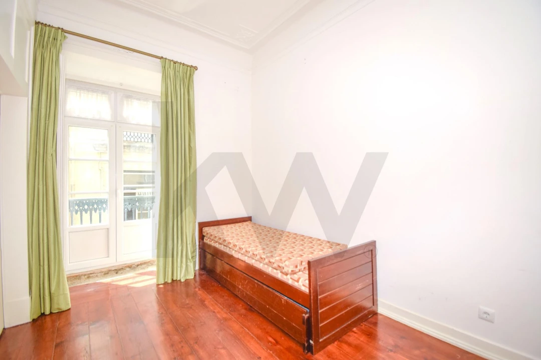 Apartamento T5 para Venda em Misericórdia Foto 12