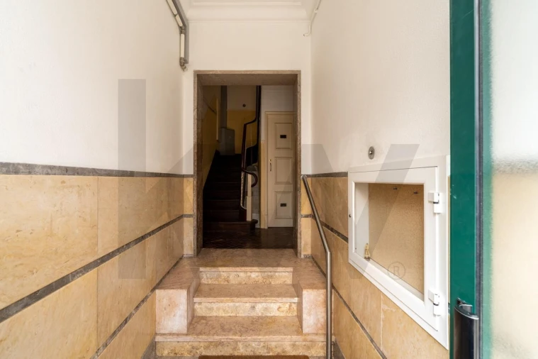 Apartamento T3 para Venda em Alfragide Foto 22