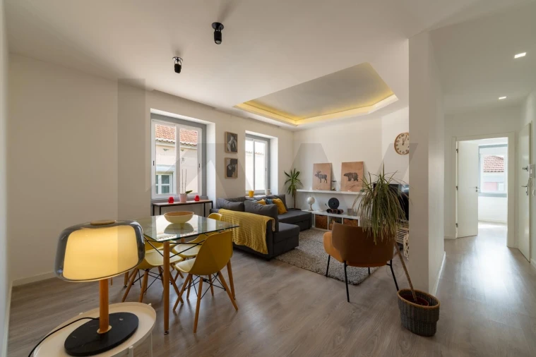 Apartamento T3 para Venda em Alfragide Foto 3