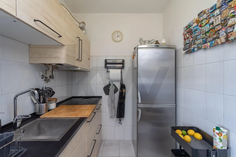 Apartamento T1 para Venda em Massamá e Monte Abraão Foto 9