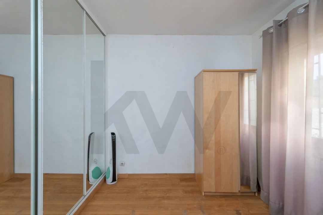 Apartamento T1 para Venda em Massamá e Monte Abraão Foto 5