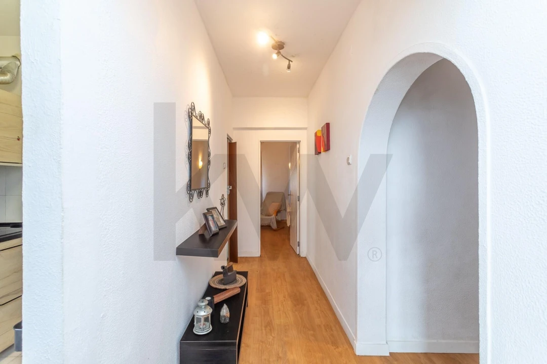 Apartamento T1 para Venda em Massamá e Monte Abraão Foto 2