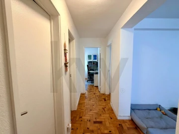 Apartamento T3 para Venda em São Domingos de Benfica