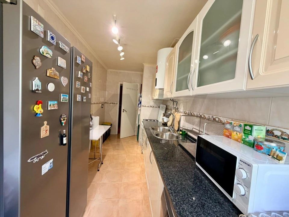 Apartamento T3 para Venda em São Domingos de Benfica Foto 6
