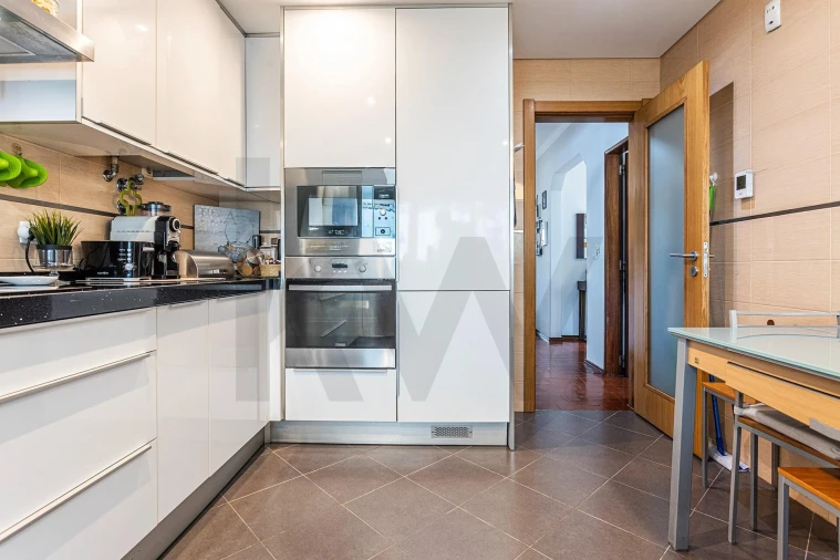 Moradia T4 para Venda em Cascais e Estoril Foto 12