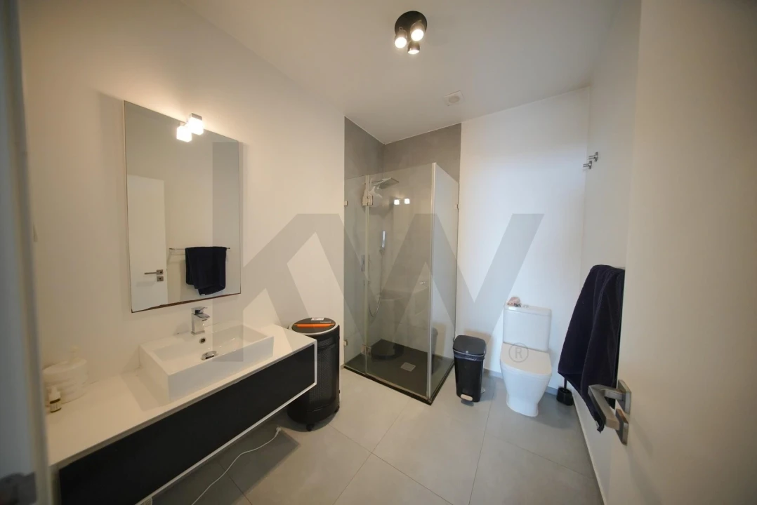 Moradia T3 para Venda em Colares Foto 34