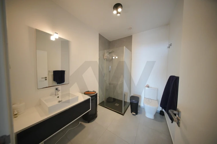 Moradia T3 para Venda em Colares Foto 34