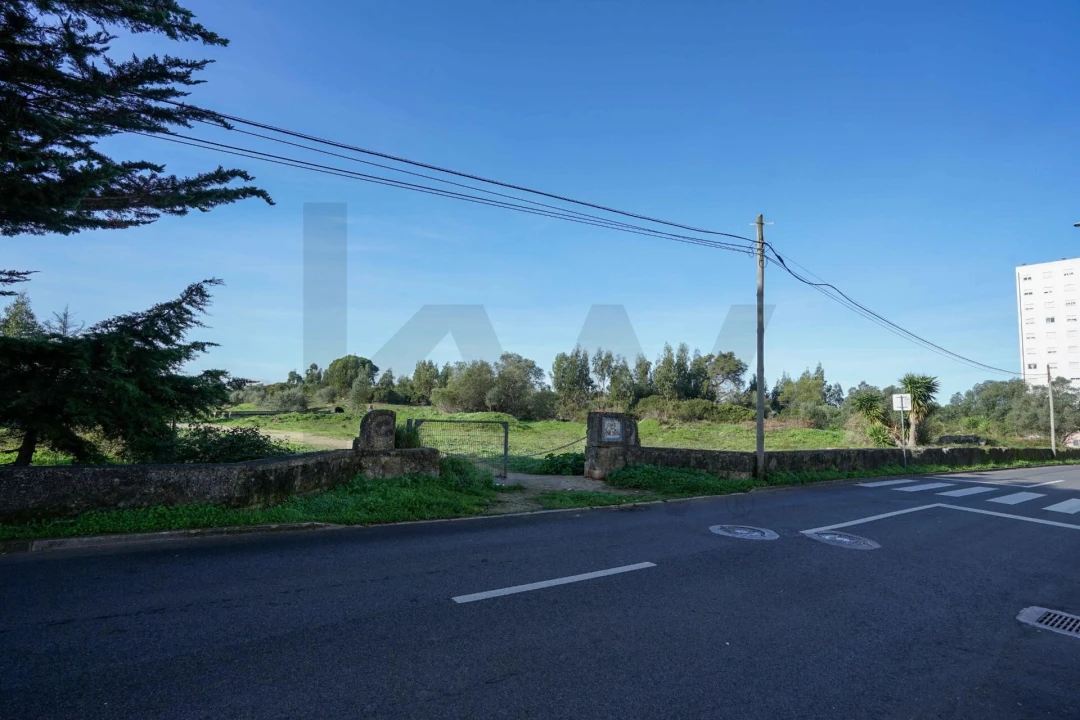 Terreno para Venda em Mina de Água Foto 2
