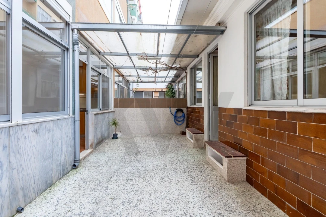 Apartamento T2 para Venda em Póvoa de Santa Iria e Forte da Casa Foto 7