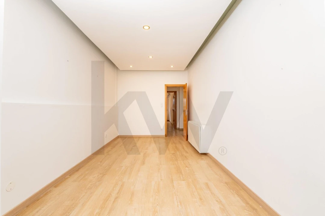 Apartamento T2 para Venda em Póvoa de Santa Iria e Forte da Casa Foto 2