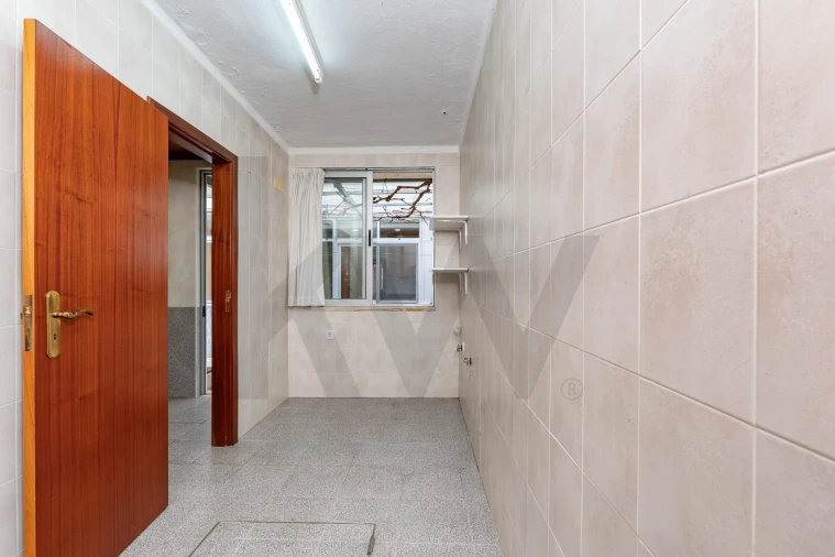 Apartamento T2 para Venda em Póvoa de Santa Iria e Forte da Casa Foto 25