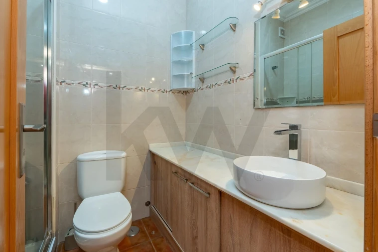 Apartamento T2 para Venda em Póvoa de Santa Iria e Forte da Casa Foto 17