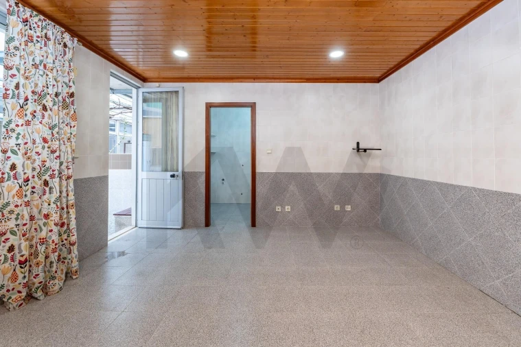 Apartamento T2 para Venda em Póvoa de Santa Iria e Forte da Casa Foto 23