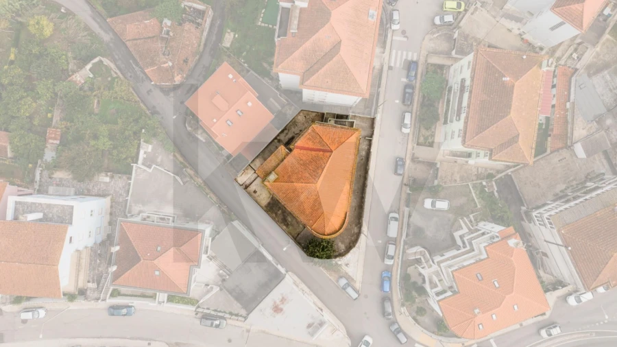 Apartamento T5 para Venda em Santo Antonio dos Olivais Foto 14