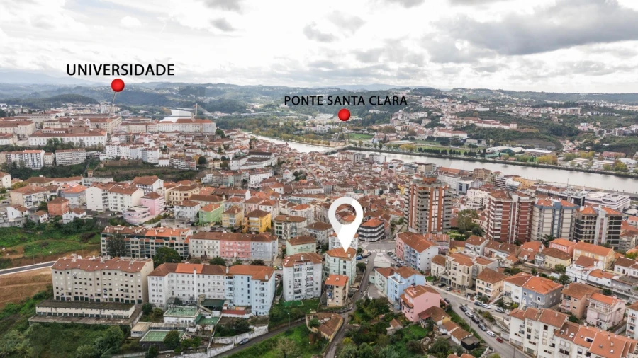 Apartamento T5 para Venda em Santo Antonio dos Olivais Foto 11