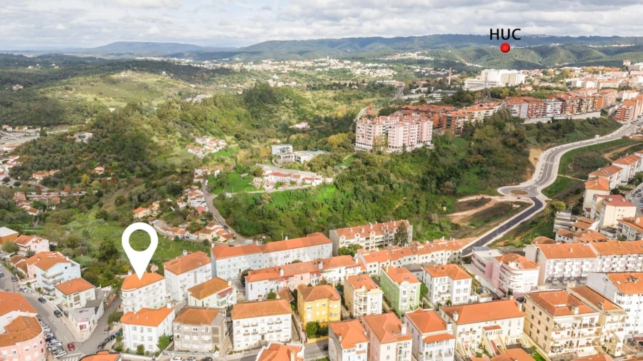 Apartamento T5 para Venda em Santo Antonio dos Olivais Foto 16