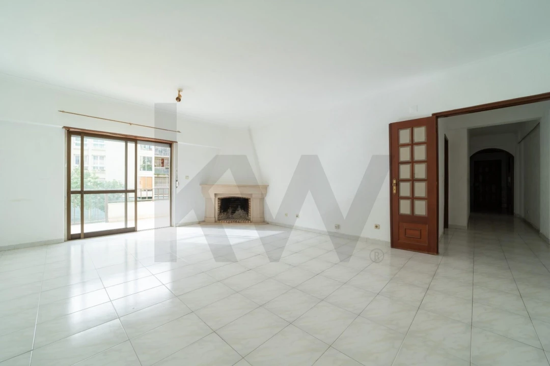 Apartamento T2 para Venda em Cascais e Estoril Foto 1