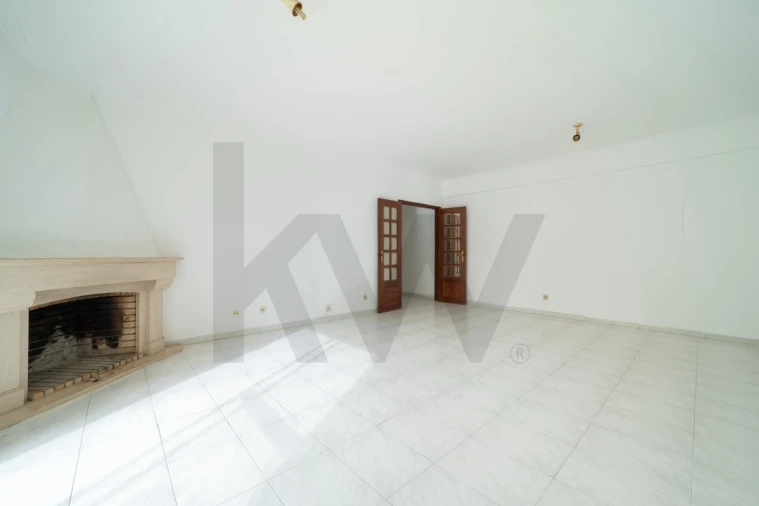 Apartamento T2 para Venda em Cascais e Estoril Foto 3