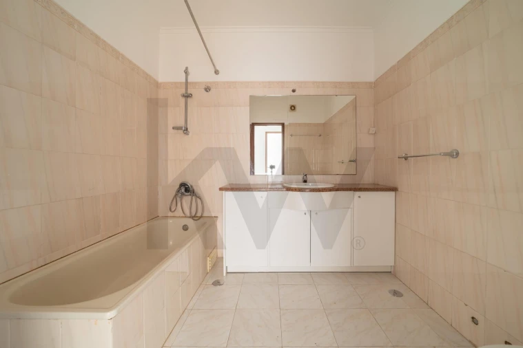 Apartamento T2 para Venda em Cascais e Estoril Foto 14