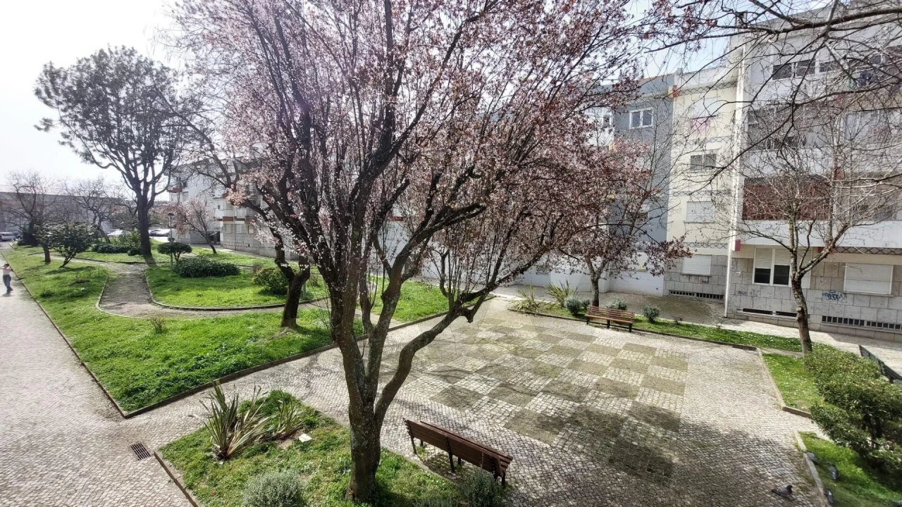 Apartamento T3 para Venda em Venteira Foto 1