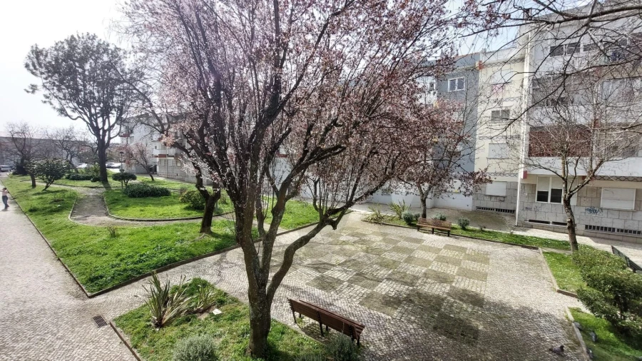 Apartamento T3 para Venda em Venteira