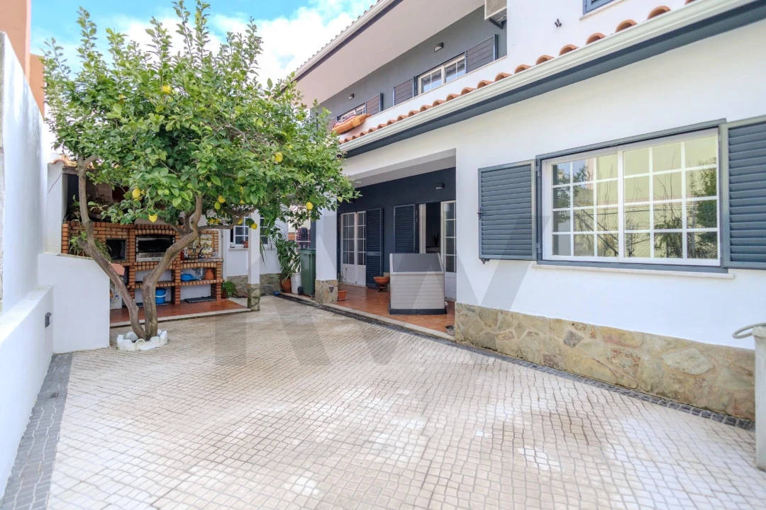 Moradia T4 para Venda em Seixal, Arrentela e Aldeia de Paio Pires Foto 5