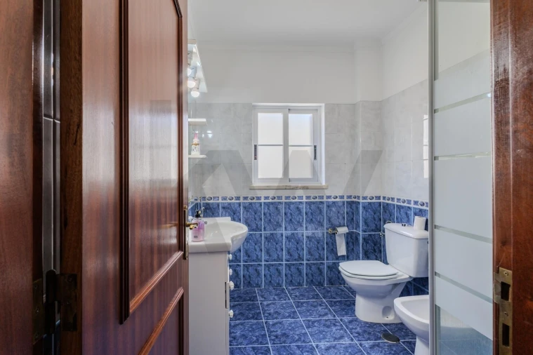 Moradia T4 para Venda em Seixal, Arrentela e Aldeia de Paio Pires Foto 46