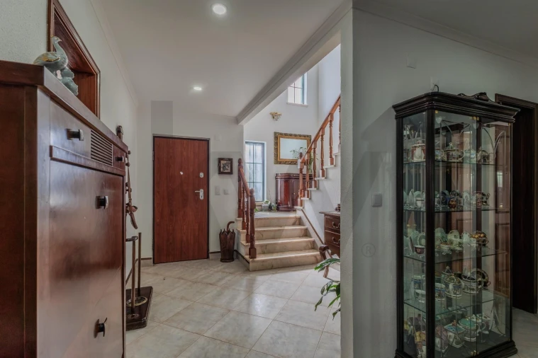 Moradia T4 para Venda em Seixal, Arrentela e Aldeia de Paio Pires Foto 9