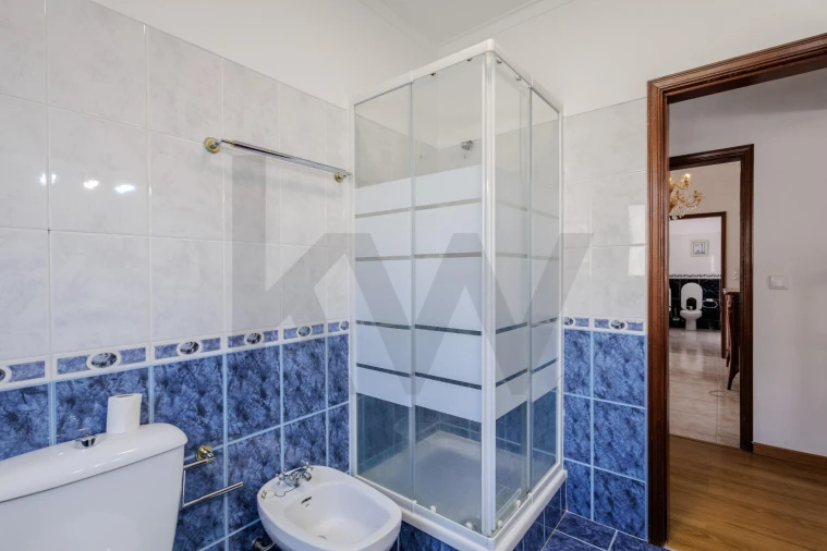 Moradia T4 para Venda em Seixal, Arrentela e Aldeia de Paio Pires Foto 49