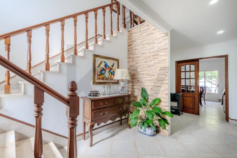 Moradia T4 para Venda em Seixal, Arrentela e Aldeia de Paio Pires Foto 33