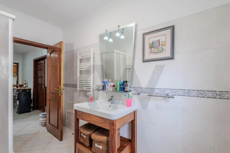 Moradia T4 para Venda em Seixal, Arrentela e Aldeia de Paio Pires Foto 28