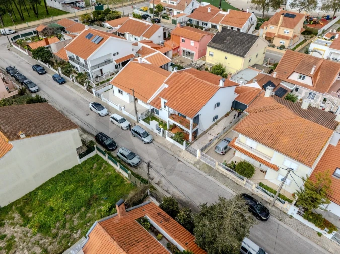 Moradia T4 para Venda em Seixal, Arrentela e Aldeia de Paio Pires Foto 70