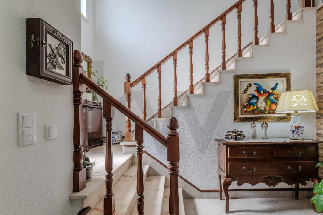 Moradia T4 para Venda em Seixal, Arrentela e Aldeia de Paio Pires Foto 34