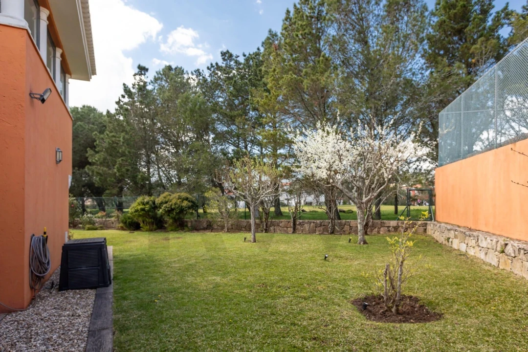 Moradia T4 para Venda em São João das Lampas e Terrugem Foto 58