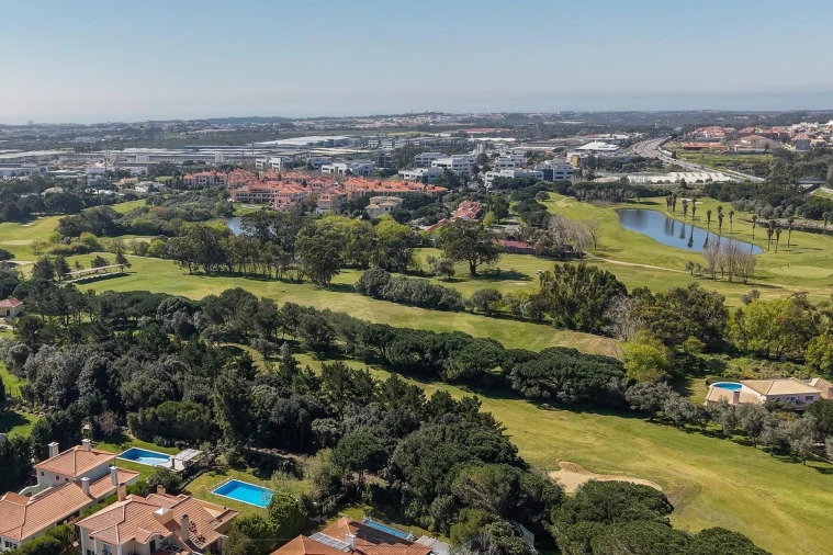 Moradia T4 para Venda em São João das Lampas e Terrugem Foto 70