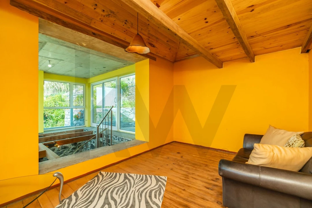 Moradia T2 para Venda em Canhas Foto 17