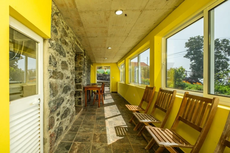 Moradia T2 para Venda em Canhas Foto 7